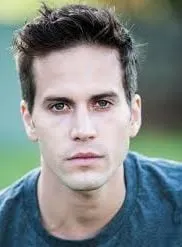 Escher Holloway - 17 de junho de 1987