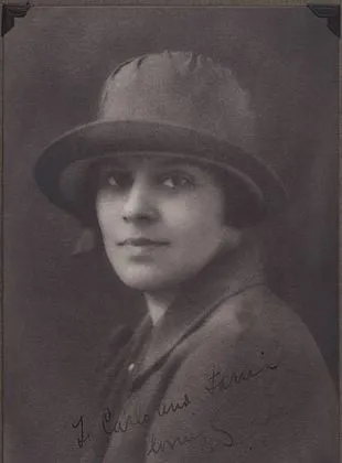 Eslanda Robeson - 15 de dezembro de 1895, 13 de dezembro de 1965