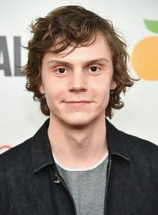 Evan Peters - Ator, 20 de janeiro de 1987