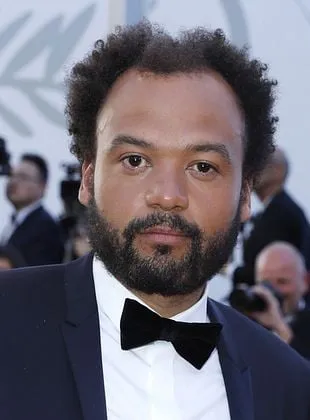 Fabrice Eboué - 7 de junho de 1977