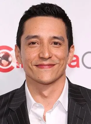 Gabriel Luna - Ator, 5 de dezembro de 1982