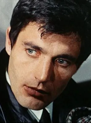 Gabriele Tinti - 22 de agosto de 1932, 12 de novembro de 1991