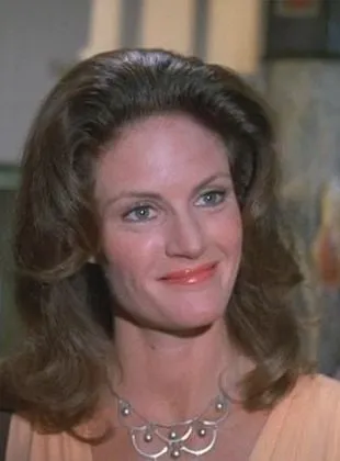 Gail Strickland - Atriz, 18 de maio de 1946