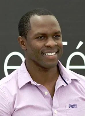 Gbenga Akinnagbe - Ator, 12 de dezembro de 1978