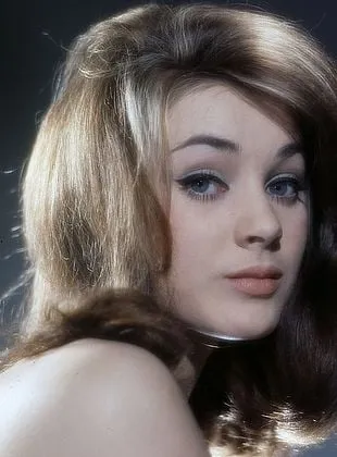 Geneviève Grad - 5 de julho de 1944, 8 de novembro de 2024