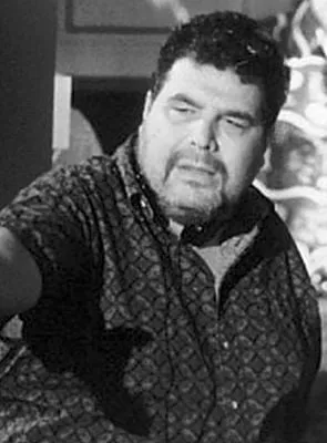 George Pan Cosmatos - Diretor, Roteirista, 4 de janeiro de 1941, 19 de abril de 2005