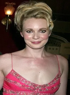 Georgina Sutcliffe - 27 de julho de 1978