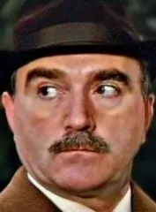 Gerald James - 26 de novembro de 1917, 1 de junho de 2006