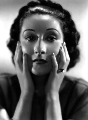 Gloria Holden - 5 de setembro de 1903, 22 de março de 1991