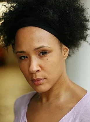 Golda Rosheuvel - Atriz, 1 de janeiro de 1972