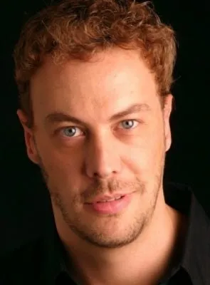 Guilherme Weber - Ator, Diretor, Roteirista, 6 de maio de 1972