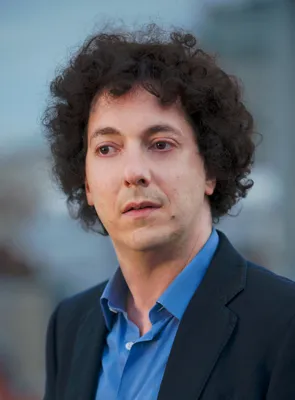 Guillaume Gallienne - Ator, Diretor, Roteirista, 8 de fevereiro de 1972