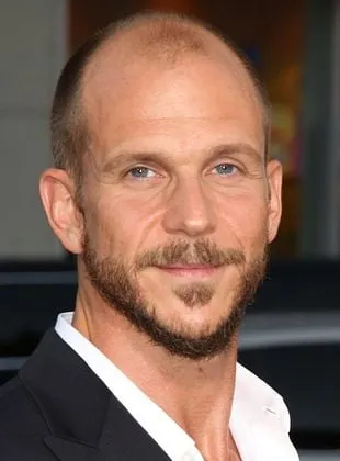 Gustaf Skarsgård - Ator, 12 de novembro de 1980