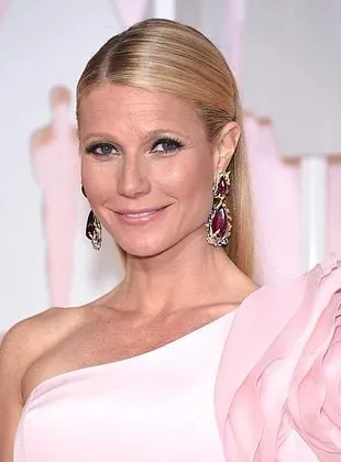 Gwyneth Paltrow - Atriz, Produtor Executivo, Creator/Showrunner, 27 de setembro de 1972