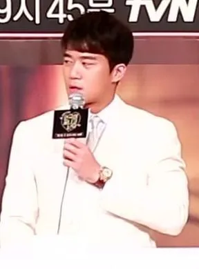 Ha Seok-jin - 10 de fevereiro de 1982