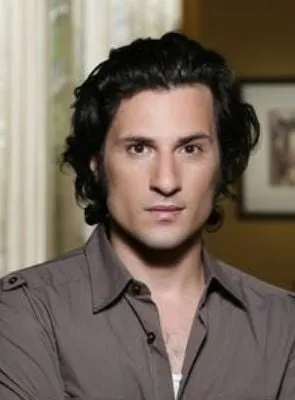 Hal Ozsan - Ator, 26 de outubro de 1976