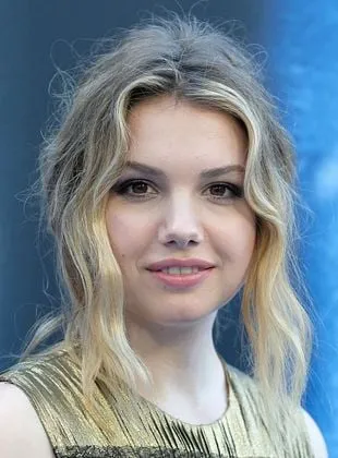 Hannah Murray - Atriz, 1 de julho de 1989