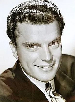 Harry Lewis - 1 de abril de 1920, 9 de junho de 2013