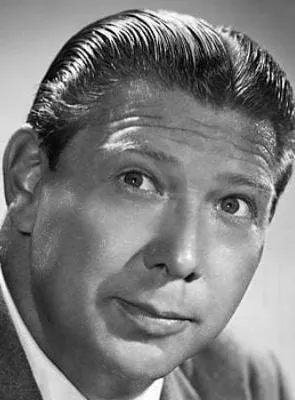 Harry von Zell - Ator, 11 de julho de 1906, 21 de novembro de 1981