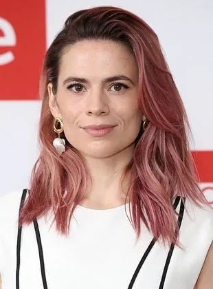 Hayley Atwell - Atriz, 5 de abril de 1982