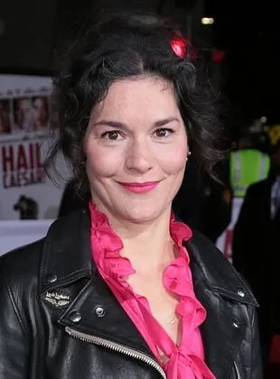 Heather Goldenhersh - Atriz, 26 de março de 1973