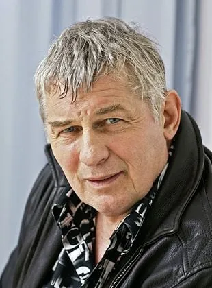 Heinz Hoenig - 24 de setembro de 1951