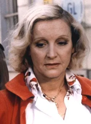 Hélène Surgère - Atriz, 20 de outubro de 1928, 27 de março de 2011