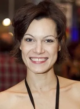 Hermila Guedes - Atriz, 1 de janeiro de 1980