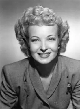 Hillary Brooke - Atriz, 8 de setembro de 1914, 25 de maio de 1999