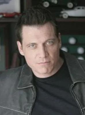 Holt McCallany - Ator, 3 de setembro de 1963