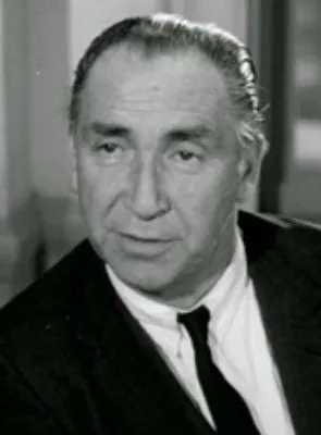 Horace McMahon - Ator, 17 de maio de 1906, 11 de agosto de 1971