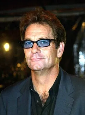 Huey Lewis - Ator, Yelmo, 5 de julho de 1951