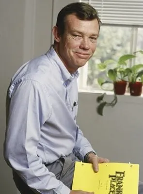 Hugh Wilson - Diretor, Roteirista, Produtor Executivo, 21 de agosto de 1943, 14 de janeiro de 2018