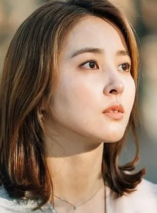 Hye-jin Han - 27 de outubro de 1981