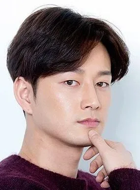 Hyun-Wook Lee - 17 de junho de 1985