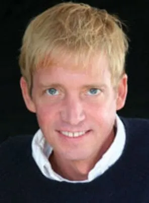 Ian Falconer - 25 de agosto de 1959, 7 de março de 2023