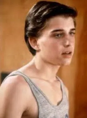 Ilan Mitchell-Smith - 29 de junho de 1969