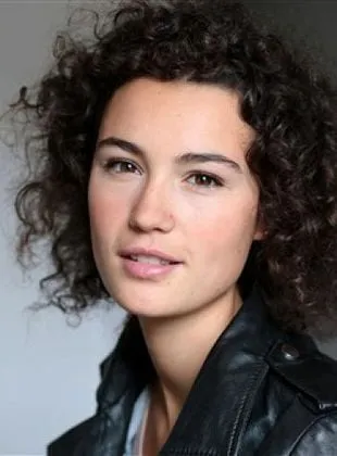 Ilona Bachelier - Atriz, 26 de setembro de 1997