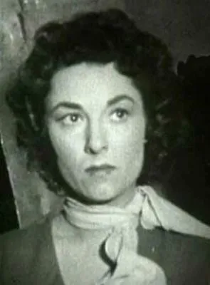 Irene Champlin - 16 de junho de 1932, 10 de julho de 1990