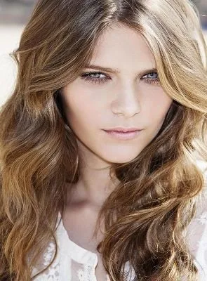 Isabella Santoni - Atriz, 6 de maio de 1995