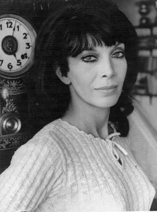 Isabella - Atriz, Figurinista, Maquiador, 27 de julho de 1938