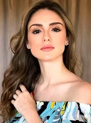 Isabelle Drummond - Atriz, 12 de abril de 1994