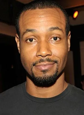 Isaiah Mustafa - Ator, Diretor, Roteirista, 11 de fevereiro de 1974