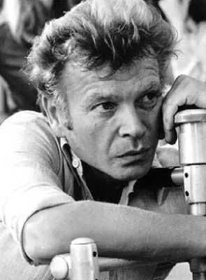 István Gaál - 25 de agosto de 1933, 25 de setembro de 2007