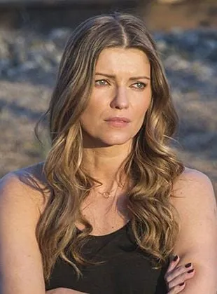 Ivana Milicevic - Atriz, 26 de abril de 1974