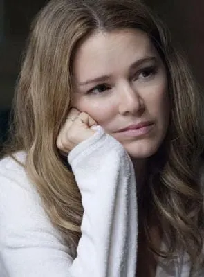 Jacinda Barrett - Atriz, 2 de agosto de 1972