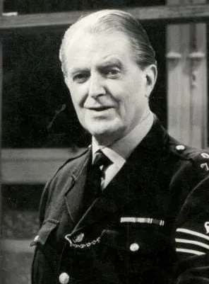 Jack Warner (I) - 24 de outubro de 1895, 24 de maio de 1981