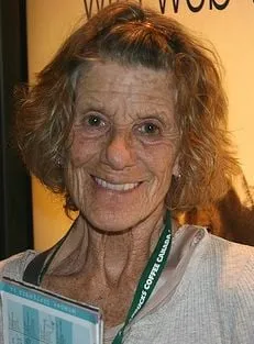 Jackie Burroughs - Atriz