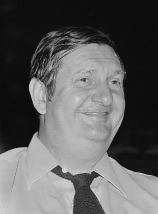 Jacques Charon - 27 de fevereiro de 1920, 15 de outubro de 1975