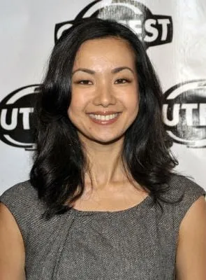 Jae Suh Park - Atriz, 5 de abril de 1984